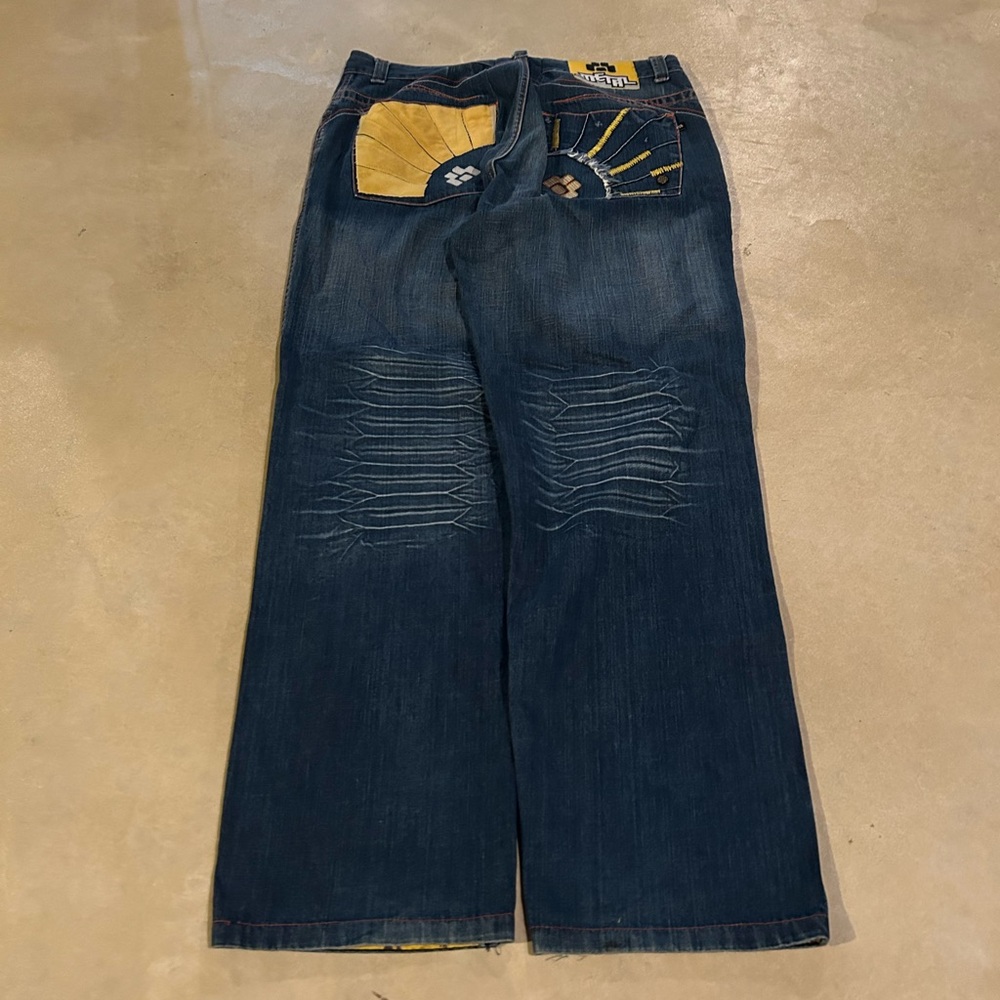 JNCO TRIPPNYC style jeans. Super baggy fit with embroidery and patches on pocket